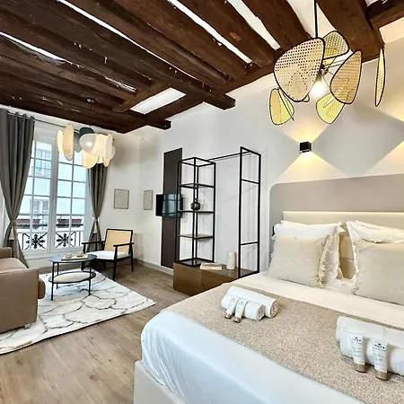 Apartment Notre Paris